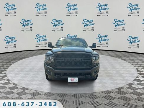 Used 2023 RAM 5500 Tradesman AWD/4WD image 2
