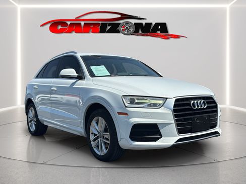Used 2017 Audi Q3 2.0T Premium Plus w/ Premium Plus Package FWD image 1