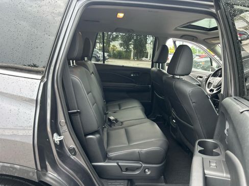 Used 2022 Honda Pilot Special Edition image 11
