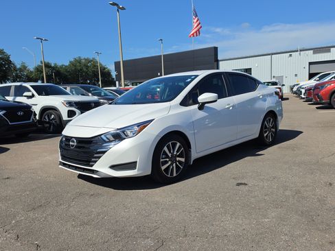 Used 2023 Nissan Versa SV w/ Trunk Package FWD image 3