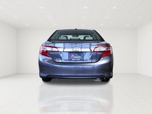 Used 2012 Toyota Camry XLE FWD image 5