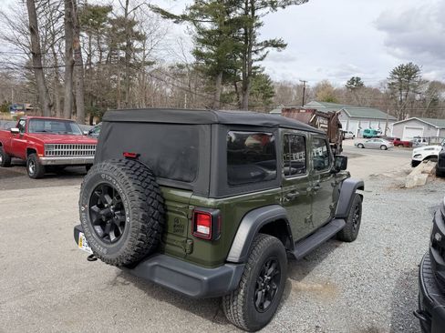 Used 2022 Jeep Wrangler Unlimited Sport AWD/4WD image 11