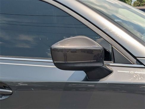 Used 2019 MAZDA CX-5 Touring image 11