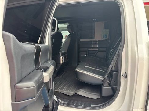 Used 2018 Ford F150 Platinum w/ Equipment Group 701A Luxury AWD/4WD image 18
