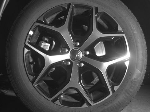 Used 2025 Jeep Compass Limited AWD/4WD image 9