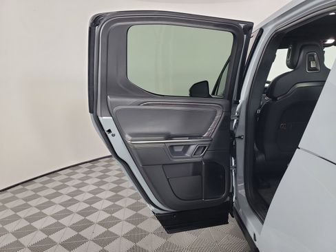 Used 2024 Rivian R1T Adventure AWD/4WD image 17