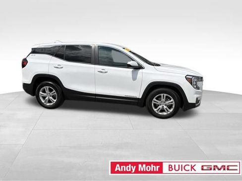 Used 2024 GMC Terrain SLE FWD image 14