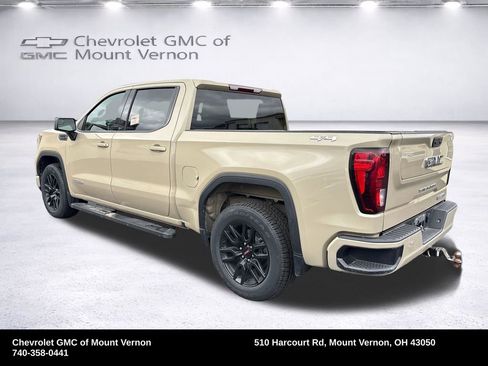 Used 2022 GMC Sierra 1500 Elevation w/ LPO, Elevation Black Package AWD/4WD image 3