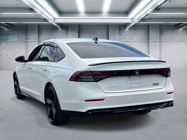 Used 2023 Honda Accord Sport image 4