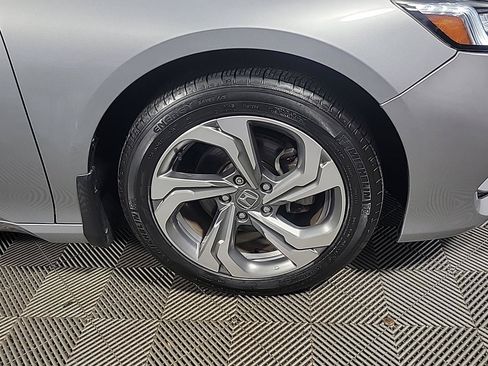 Certified 2019 Honda Accord EX image 3