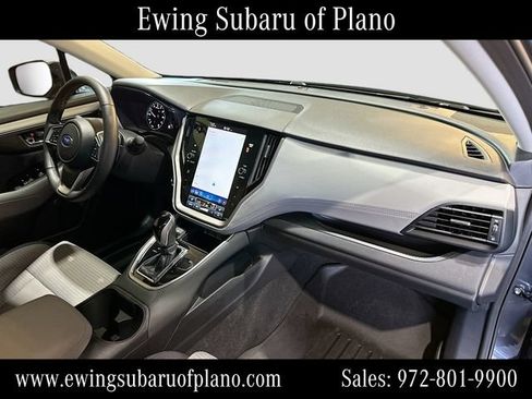 Used 2025 Subaru Outback Premium AWD/4WD image 31