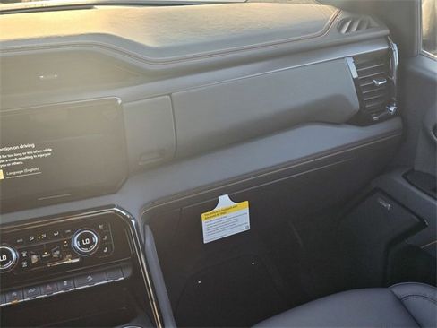 New 2026 GMC Sierra 1500 AT4 w/ AT4 Premium Package image 16