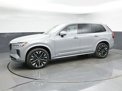 New 2026 Volvo XC90 T8 Ultra w/ Protection Package Premier AWD/4WD image 4
