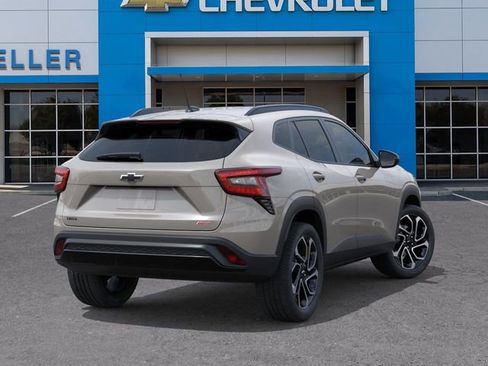 New 2026 Chevrolet Trax RS image 4