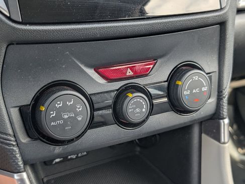 Used 2021 Subaru Forester Premium image 18