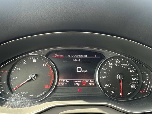 Used 2023 Audi Q5 2.0T Premium w/ Convenience Package AWD/4WD image 12