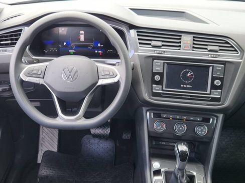 Used 2023 Volkswagen Tiguan S FWD image 22