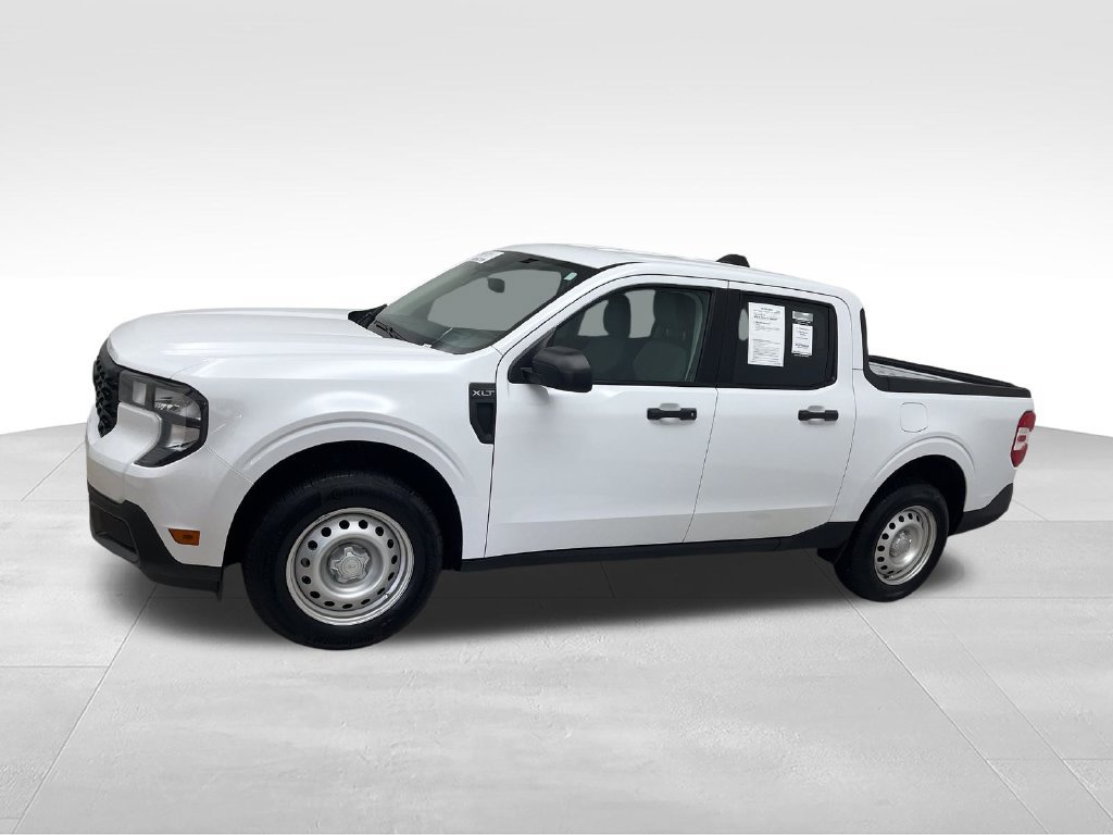 Used 2025 Ford Maverick XLT FWD image 2