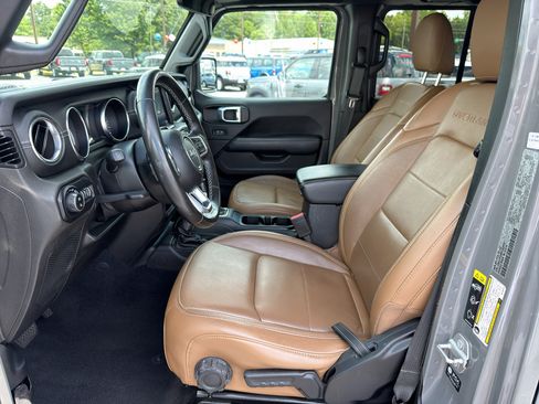 Used 2021 Jeep Gladiator Overland w/ Popular Equipment Package AWD/4WD image 22