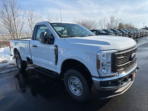 New 2026 Ford F250 XL w/ XL Chrome Package image 1