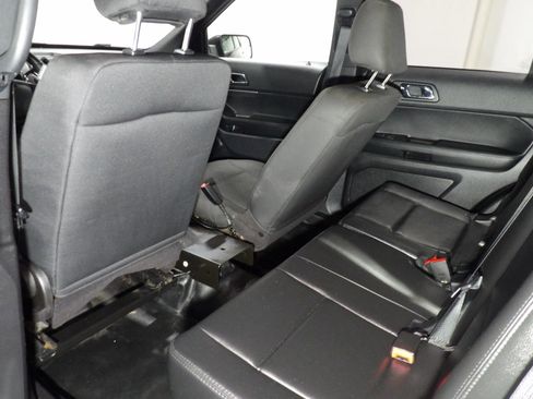 Used 2018 Ford Explorer 4WD Police Interceptor image 11
