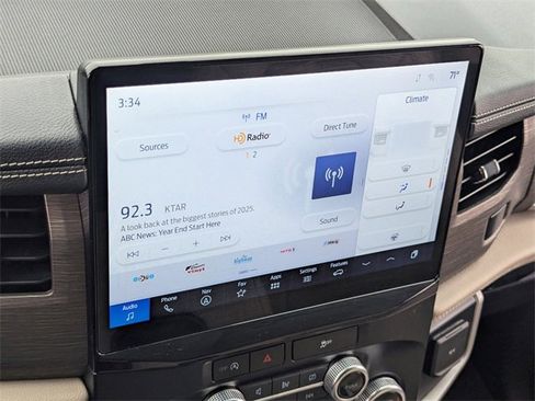 Used 2024 Ford Expedition Max Limited image 26