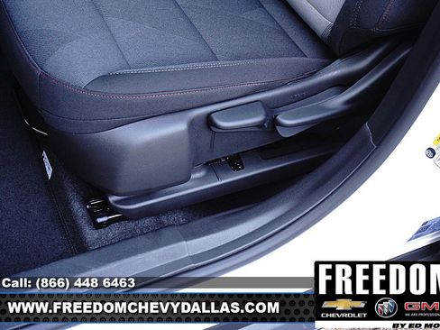 New 2026 Chevrolet Trax RS w/ Driver Confidence Package image 35