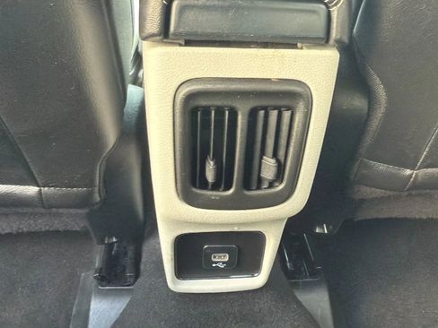 Used 2021 Jeep Compass Latitude image 29