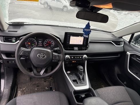 Used 2019 Toyota RAV4 XLE image 13