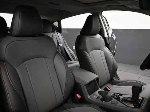 New 2026 Subaru Crosstrek 2.5i Limited AWD/4WD image 13