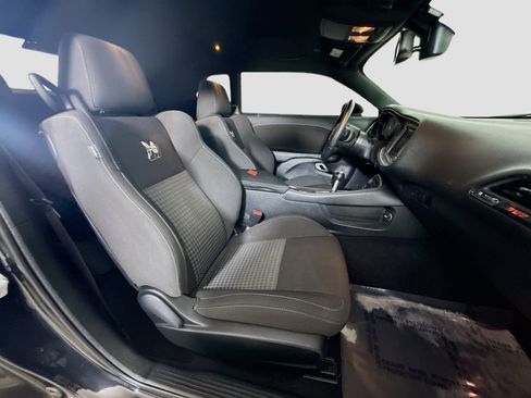 Used 2020 Dodge Challenger R/T Scat Pack image 27