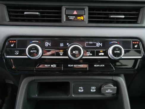 New 2026 Honda Pilot Touring image 24