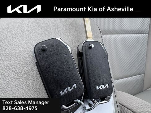 New 2025 Kia Soul LX image 28