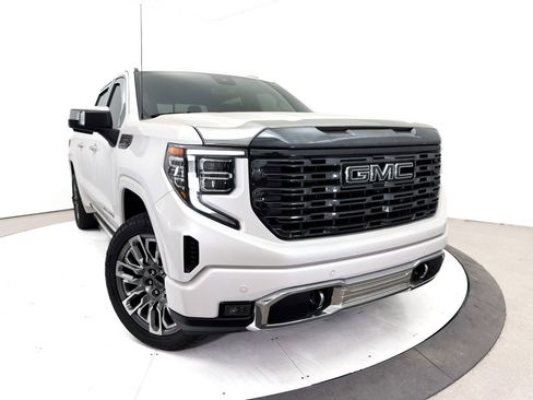 Used 2023 GMC Sierra 1500 Denali Ultimate AWD/4WD image 8