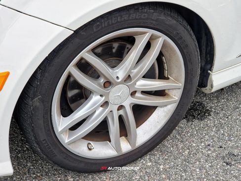 Used 2012 Mercedes-Benz C 300 4MATIC Sedan image 17