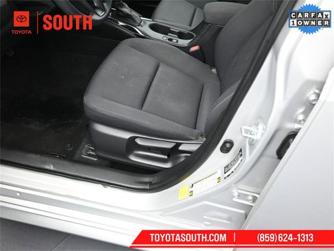 Used 2023 Toyota Corolla LE image 24