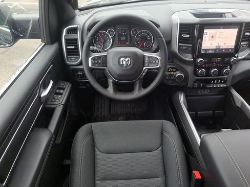 New 2026 RAM 1500 Big Horn w/ Night Edition AWD/4WD image 12