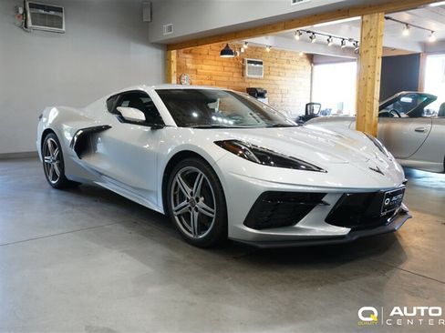 Used 2026 Chevrolet Corvette Stingray Coupe w/ 1LT RWD image 3