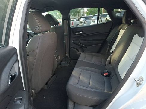 Used 2025 Chevrolet Trax RS w/ Driver Confidence Package FWD image 10