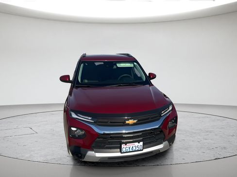 Used 2023 Chevrolet TrailBlazer LT w/ Convenience Package AWD/4WD image 2