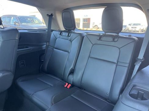 Certified 2024 Lincoln Aviator AWD w/ Premium Package image 19