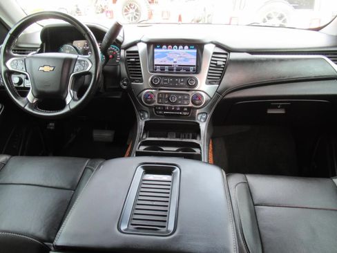 Used 2018 Chevrolet Tahoe Premier AWD/4WD image 12