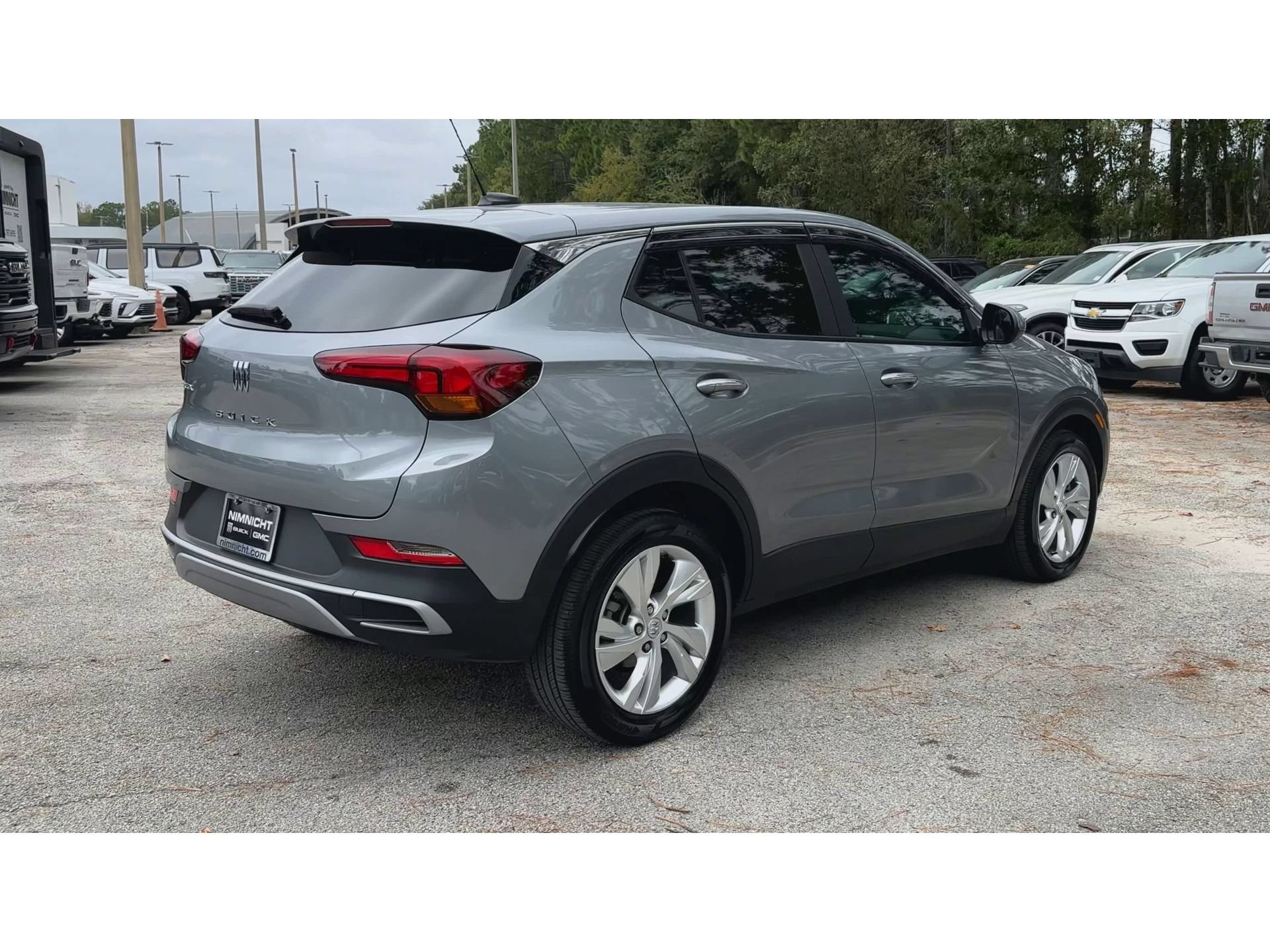 Used 2025 Buick Encore GX Preferred FWD image 8