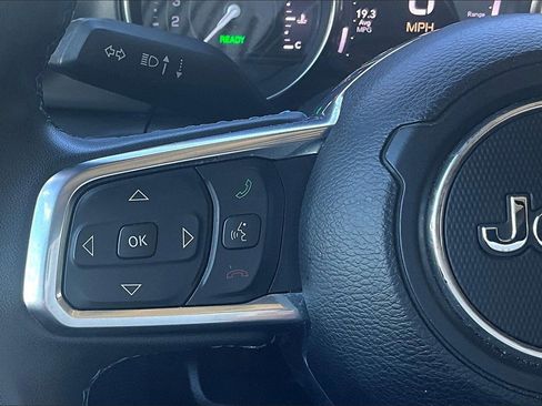 Used 2023 Jeep Wrangler Unlimited Rubicon 4xe image 8