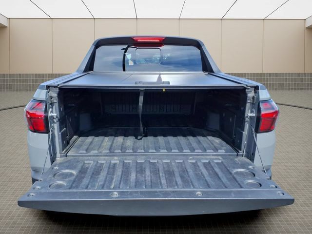 Used 2023 Hyundai Santa Cruz SEL Premium AWD/4WD image 11