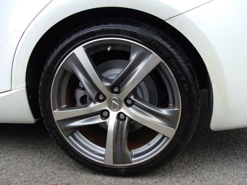 Used 2017 Lexus IS 300 AWD image 34