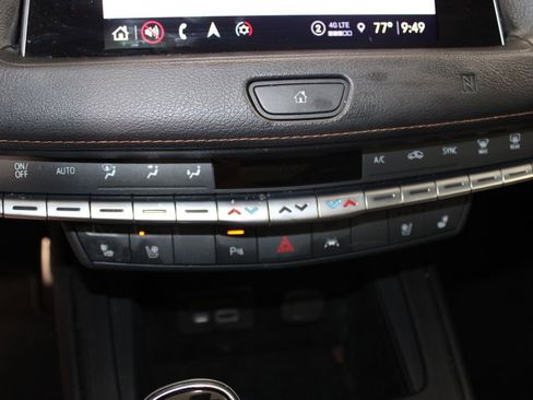 Used 2021 Cadillac XT4 Sport FWD image 30