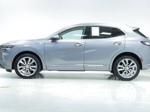 Used 2022 Buick Envision Avenir w/ Technology Package II image 4