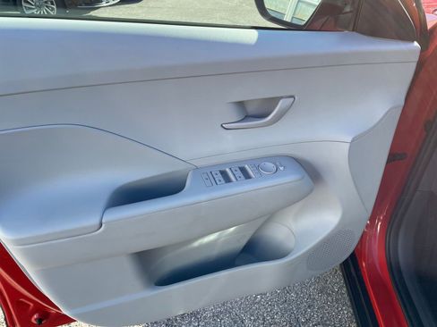 Used 2025 Hyundai Kona SEL image 20