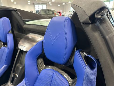 Used 2026 Chevrolet Corvette Z06 w/ Stealth Interior Trim Package RWD image 22